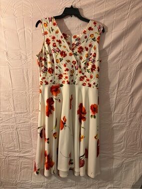 Danny and Nicole cute white W red/orange flower Dress